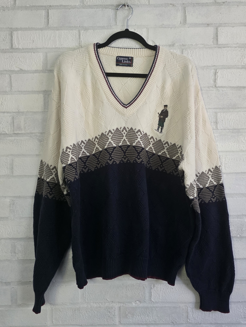 Vintage Cypress Links Colorblock Scottish GolfV-Neck Knit Sweater - Cream & Navy